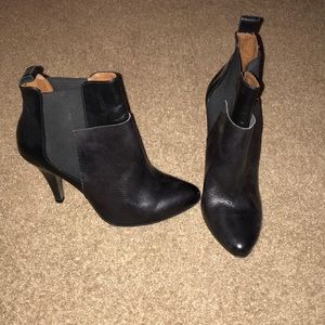 Black heeled boots